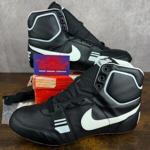 NEW Vintage Nike Strike Force Football Cleats Black 1980s Size 9.5 Deadstock OG
